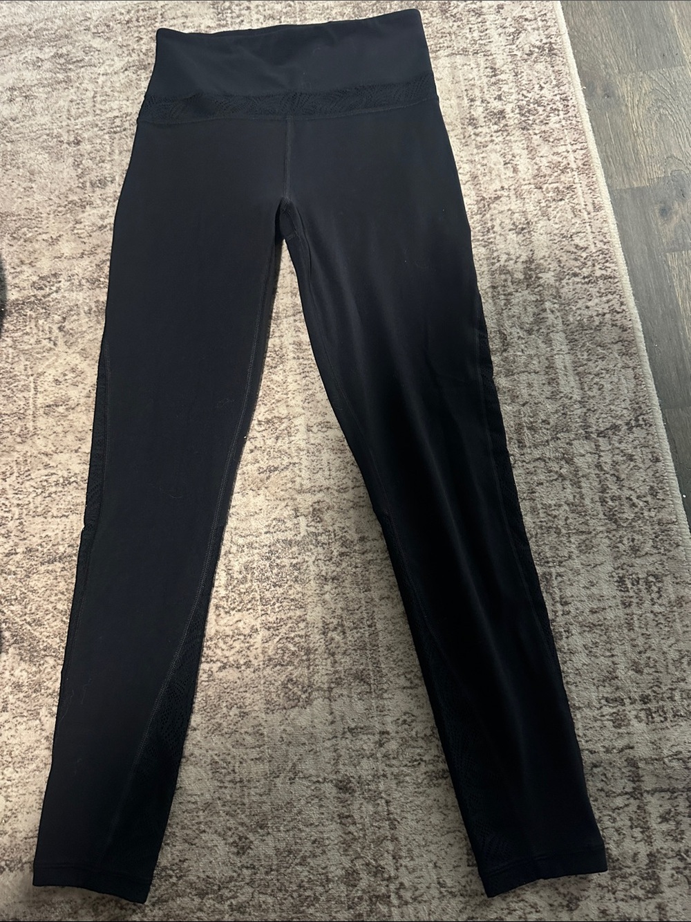 Athleta Black Luxe Mesh 7/8 Tight Size XS